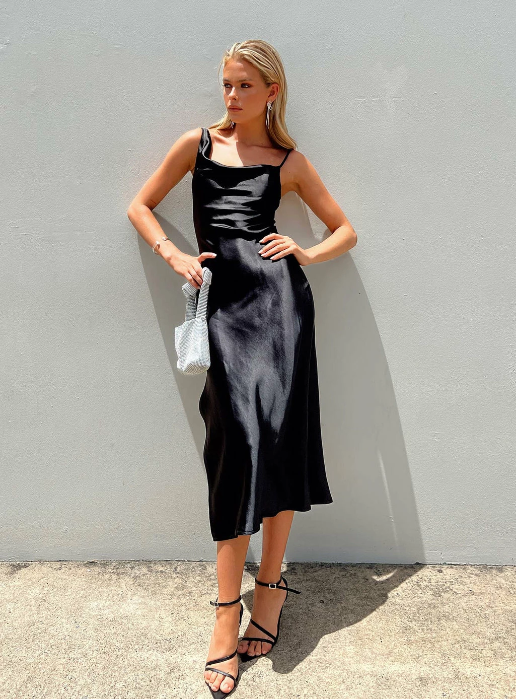 Princess Polly Lower Impact Zamora Midi Dress Black Black