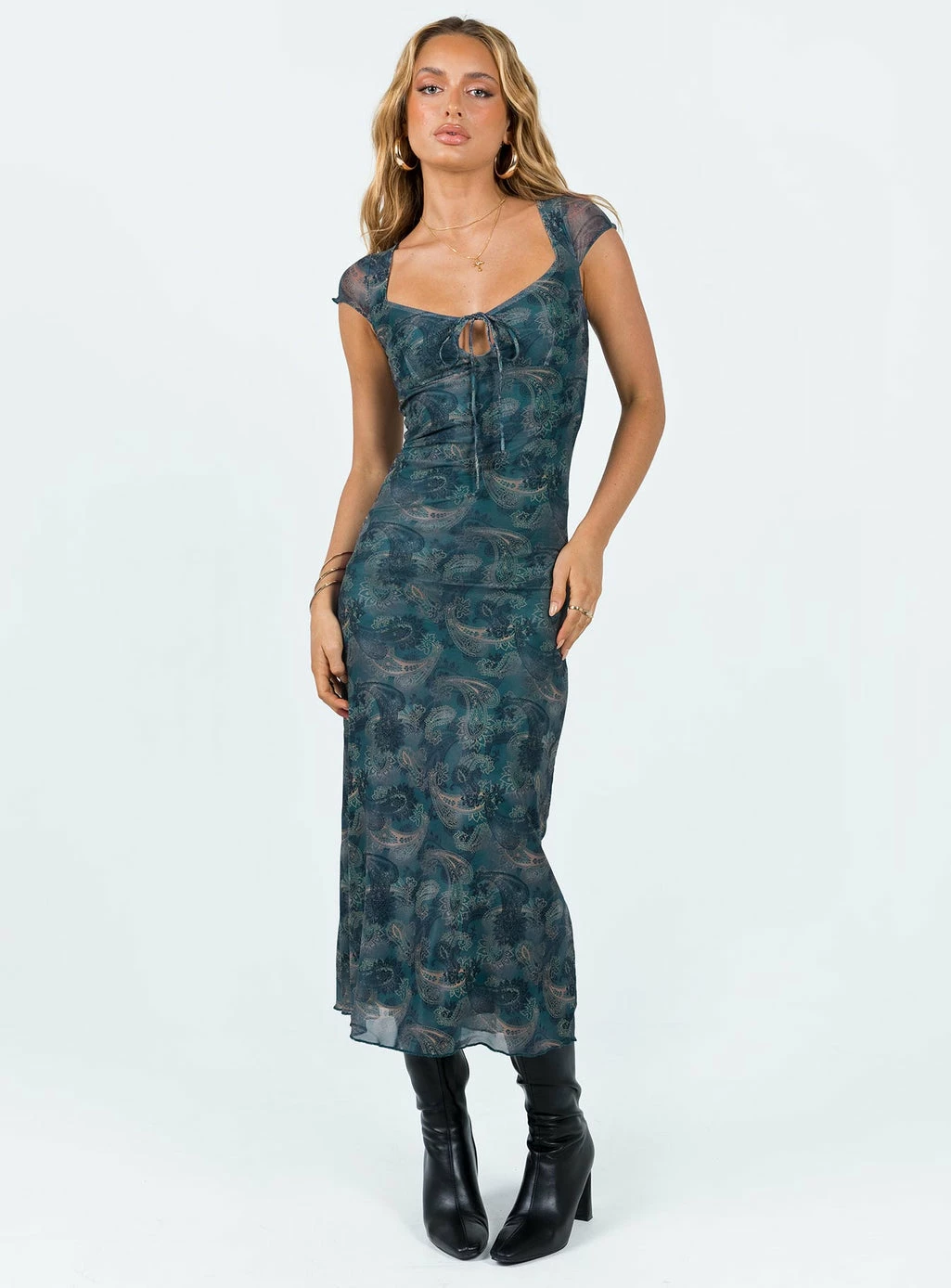 Motel Lunama Dress Tonal Blue Paisley Blue - Image 2
