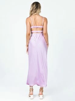 Princess Polly Lillie Midi Dress Purple Purple 9 Princess Polly Lillie Midi Dress Purple Purple -princess store 4 modelinfo emma US2 76bebc92 a10c 4eee 9a44 440e3117c45f 1025x.progressive